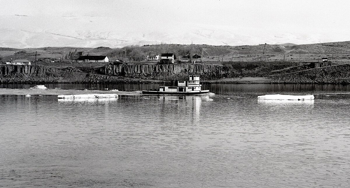 January 1949 tug